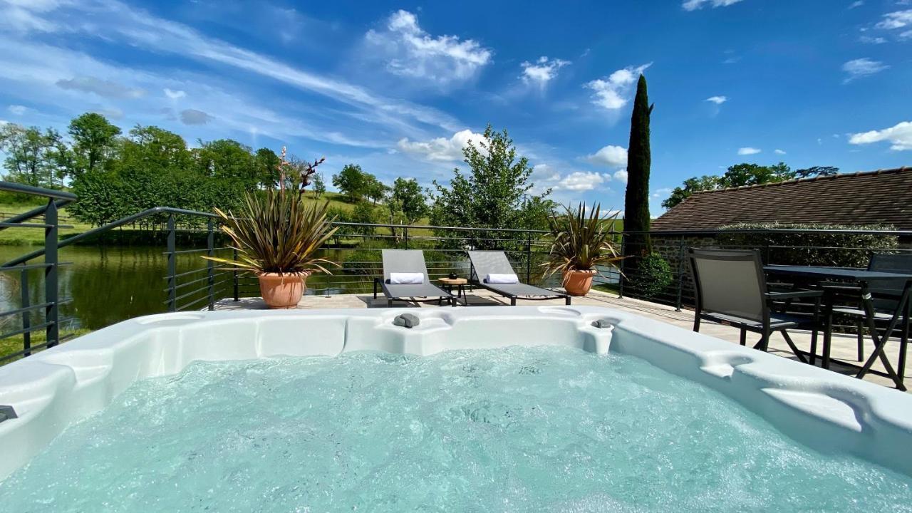 Domaine De Rymska & Spa - Relais & Chateaux Saint-Jean-de-Trezy Bagian luar foto