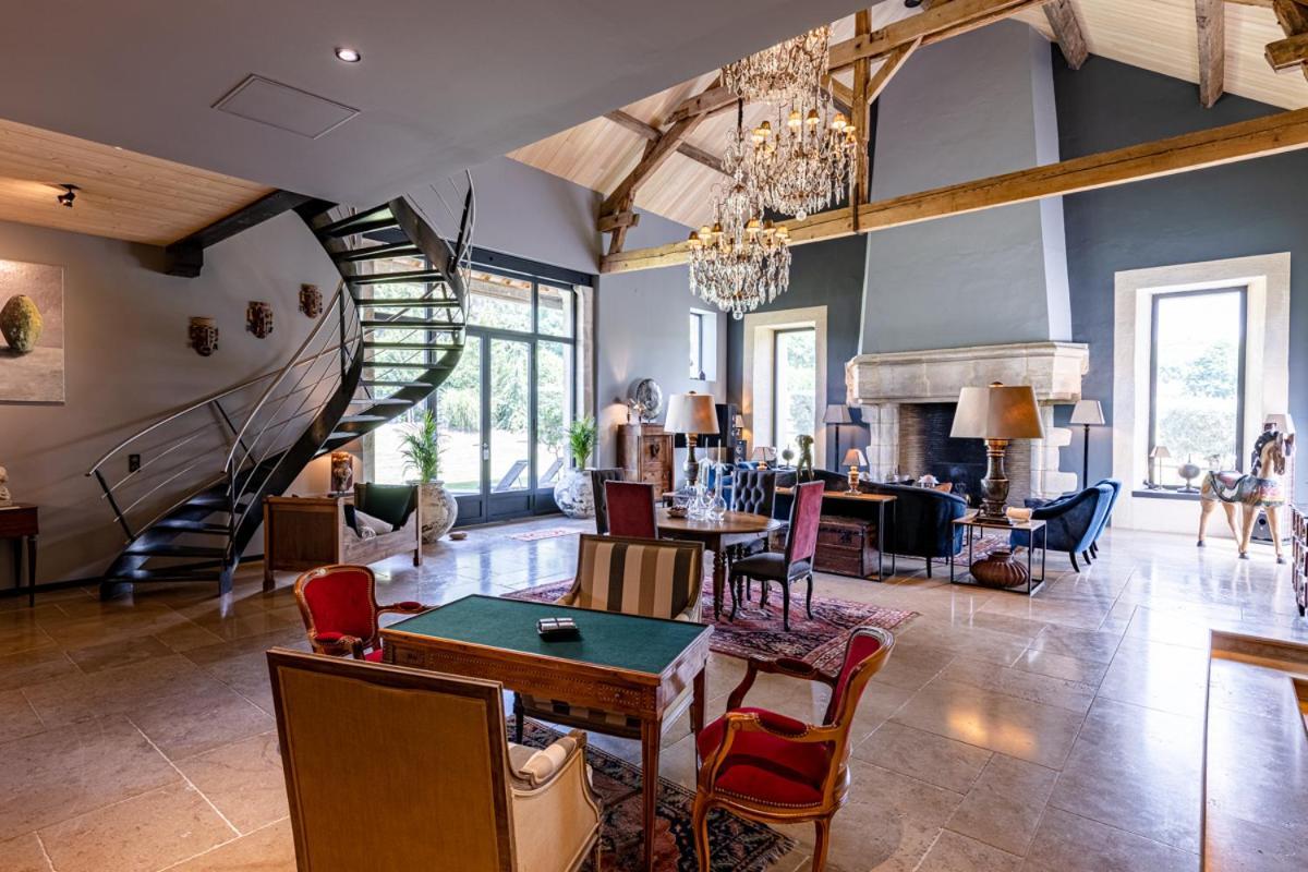 Domaine De Rymska & Spa - Relais & Chateaux Saint-Jean-de-Trezy Bagian luar foto