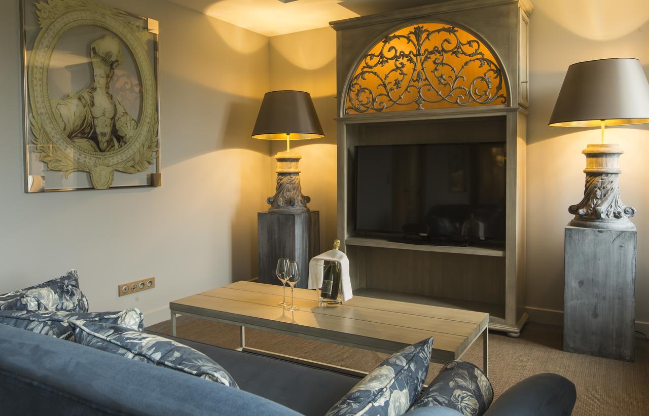 Domaine De Rymska & Spa - Relais & Chateaux Saint-Jean-de-Trezy Bagian luar foto