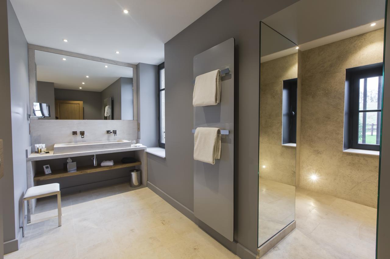 Domaine De Rymska & Spa - Relais & Chateaux Saint-Jean-de-Trezy Bagian luar foto