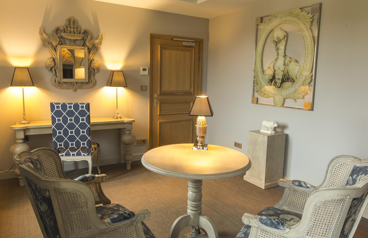 Domaine De Rymska & Spa - Relais & Chateaux Saint-Jean-de-Trezy Bagian luar foto